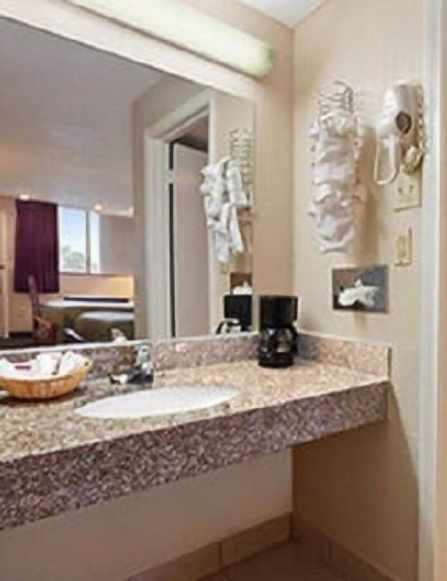 Hotel Travelodge By Wyndham New Orleans 2*