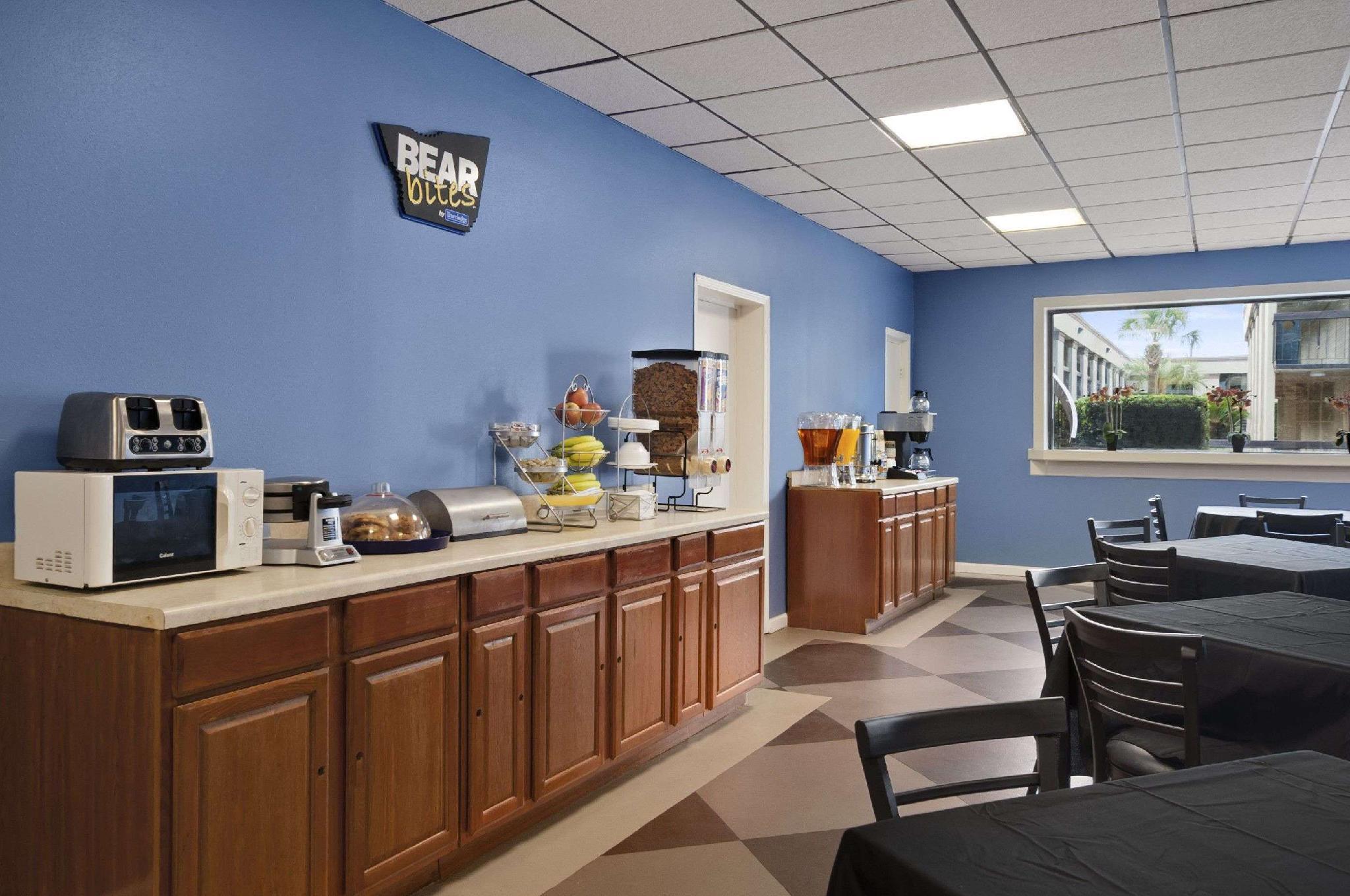 Travelodge By Wyndham New Orleans Hotel 2*