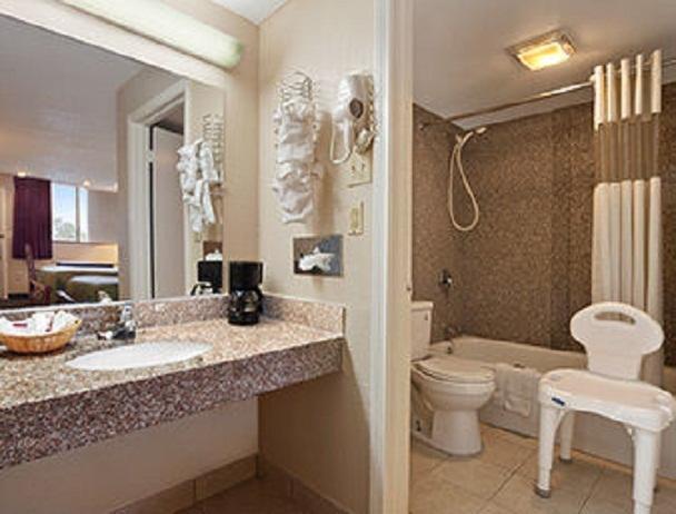 Travelodge By Wyndham New Orleans 2*