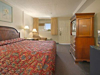 Travelodge By Wyndham New Orleans Harvey
